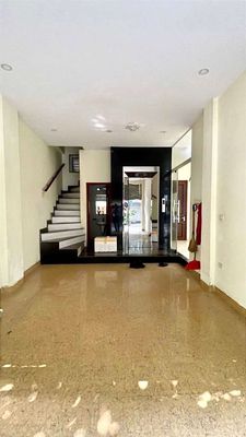 Cần cho thuê LK KĐT Văn Phú Hà Đông thang máy full nội thất xịn sò