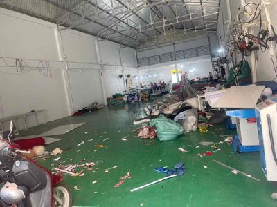 KHO XƯỞNG ĐẸP ( 500m2 ) ĐƯỜNG CONTAINER