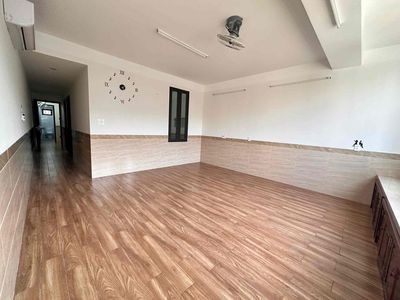 Cho thuê văn phòng, MB đường 10.5m Phan Đăng Lưu, Hải Châu, vị trí đep