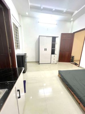 CHO THUÊ CĂN HỘ NGAY CÔNG VIÊN LÀNG HOA