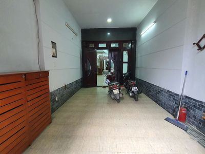 MẶT TIỀN LỚN 4X20, 1TRỆT 3LẦU, 5PN 4WC