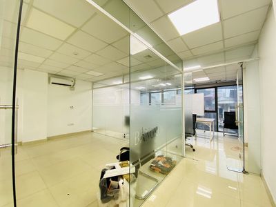 Văn phòng 140m² tại số 391  Nguyễn Trãi. Giá 19 triệu.