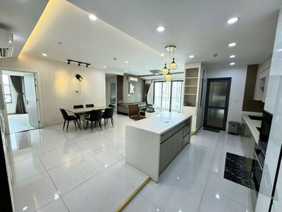 Gold view q4 loại 3PN 117m2 e có 8 căn giá 24 - 27tr cho thuê, đủ NT