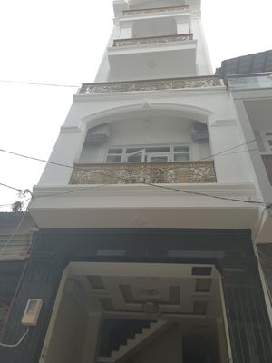 Cho thuê nhà nguyên căn hẻm Lý Thường Kiệt, P.14, Q.10 – 1 trệt 5 lầu