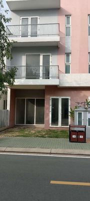 CHO THUÊ NHÀ 3 TẦNG, KHU COMPOUND, FREE CÁC TIỆN ÍCH