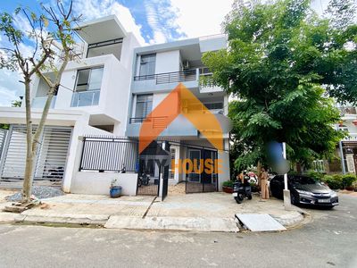 KHIẾP!RẺ ĐẸP THUÊ NGAY VILLA AN PHÚ Q2 500M2 Ạ ///