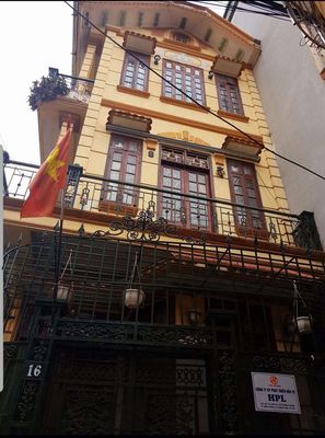 Chính chủ cho thuê nhà 3 tầng phố Vĩnh Hưng