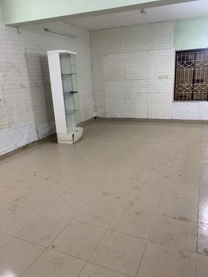Cho thuê tầng 1 khu Tập thể C2 Vũ Ngọc Phan