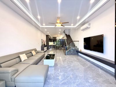 CHO THUÊ NHÀ MỚI 4PN FULL NT HIỆN ĐẠI KĐT MỸ GIA GÓI 8 38 TRIỆU