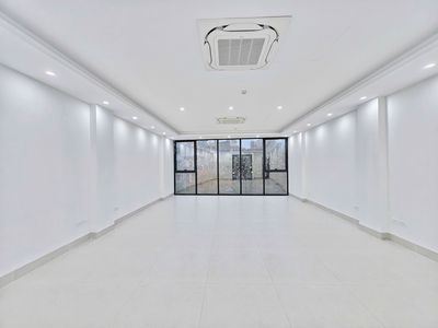 Cho thuê văn phòng Đội Cấn 75m2 chỉ 10tr FREE dịch vụ FREE để xe 