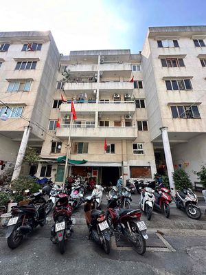 đăng dùm cô chủ nhà, chung cư tầng 4, 6tr5/ tháng