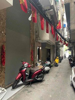 Nhà để kinh doanh giá tốt