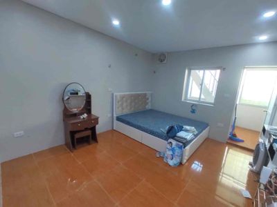 CHO THUÊ TẬP THỂ 109E2 PHƯƠNG MAI