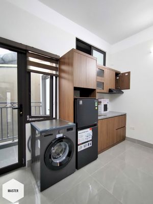 Cho thuê căn hộ mới xây gần Hồng Tiến