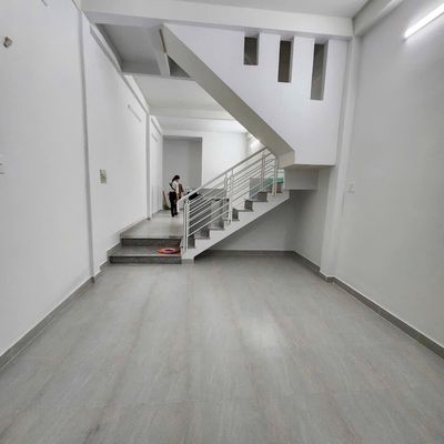 Nguyên căn Thiên Phước gần ĐH Bách Khoa 3 PN mới ở liền