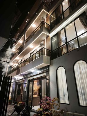 🟣🟣🟣🟣🟣 NHÀ FULL NỘI THẤT CÓ THANG MÁY HẺM 1979 GIÁ 25 🟣🟣🟣🟣