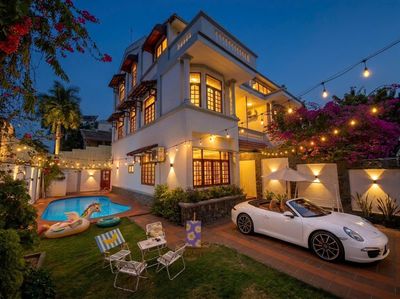 Chính chủ cho thuê biệt thự Thảo Điền, hồ bơi,đầy đủ nội thất 4000 usd