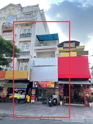 Mặt Tiền Ngay Chợ Hoàng Hoa Thám Vỉa Hè Rộng Nhà Mới.