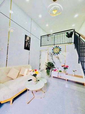 nhà gần mặt tiền đường số 9 Linh Xuân oto đỗ cửa full nội thất