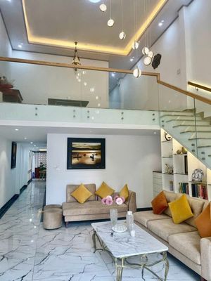 NHÀ 3 TẦNG 3PN 4WC MỚI KEN GIÁ RẺ