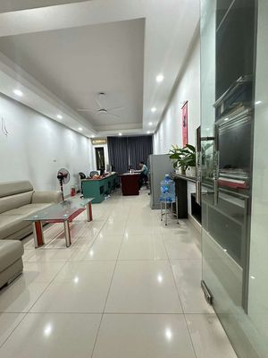 Cho thuê nhà Thạch Bàn mới đẹp Gara ô tô 3 ngủ full nội thất