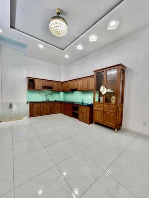 Cho Thuê Nhà Sạch Sẻ DT 120m2 1Trệt 1Lầu 2Pn 3Wc Sân Xe Máy