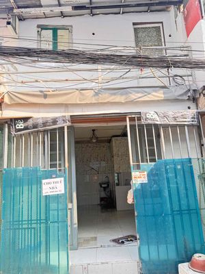 ở hoặc kinh doanh