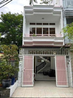 CHO THUÊ NHÀ ĐẸP ĐƯỜNG XE TẢI THÔNG