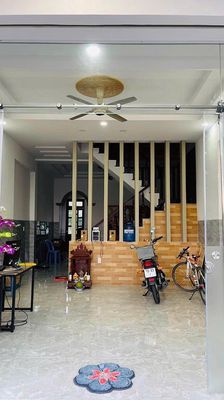 CHO THUÊ NHÀ TRỆT LẦU CÓ NỘI THẤT GẦN BÊN XE TÂN ĐÔNG HIỆP DĨ AN