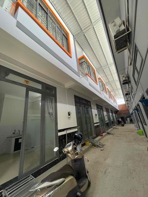 Cho thuê nhà trệt lầu 2phòng 1máy lạnh gần ĐH Tây Đô