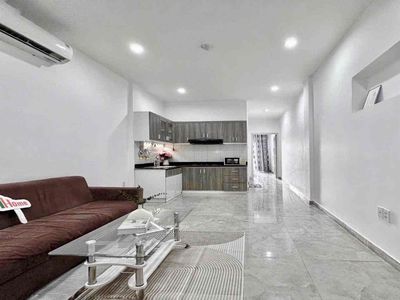 1 PHÒNG NGỦ BAN CÔNG 40m2 - NGAY LUỸ BÁN BÍCH , VƯỜN LÀI