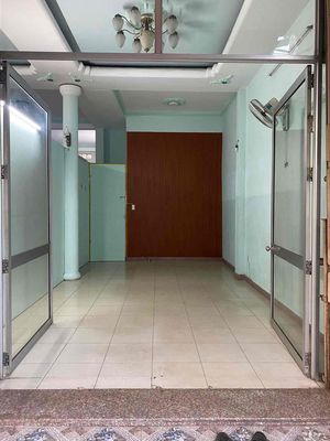 cho thuê mặt bằng trần cao vân,không chung chủ