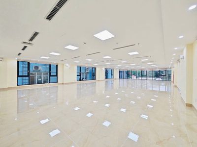 Cho thuê VP cao cấp Thanh Xuân 240m2 thông sàn, chuyên nghiệp hiện đại