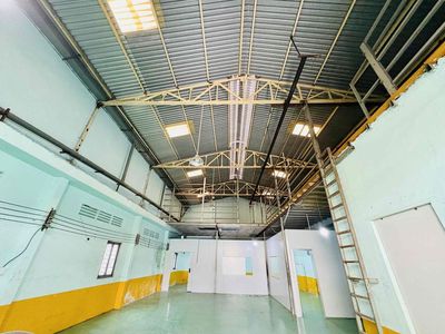 Kho xưởng cho thuê quận Bình Tân 350m2, hẻm tải