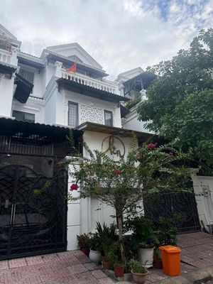 NHÀ BIỆT THỰ GARA XE HƠI KHU VIP 1/ HÀ HUY GIÁP
