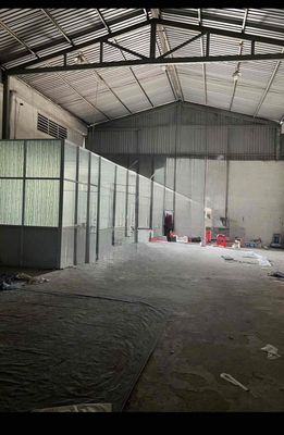 Cho thuê hẻm xe công Trương Công Định 300m giá 30tr