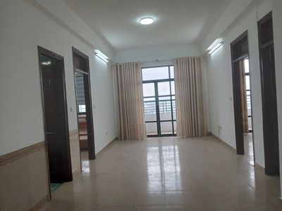 Chính chủ cho thuê lâu dài CH CC đầu hồi 90m, 3PN, 2WC.