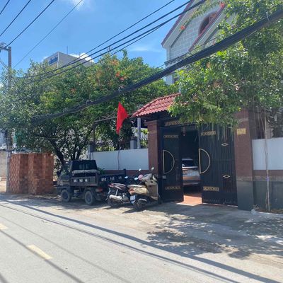 Cho thuê Biệt Thự 3 tầng Nội Thất Gỗ cao cấp,MT đường Ph Trường Thọ