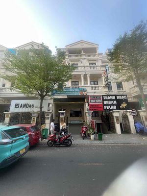 Chính chủ cho thuê văn phòng lầu 1 đường số 6 Cityland Park Hill