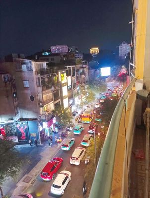 Cho thuê căn hộ chung cư 130/402 Pasteur. Phường Sài Gòn. TPHCM