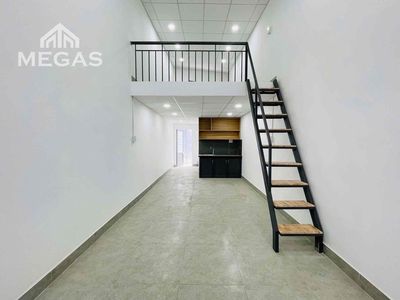 CHO THUÊ DUPLEX RỘNG 50m2 NGAY NGÃ TƯ 4 XÃ