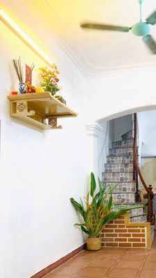 Cho thuê nhà Ngọc Thuỵ, Gần mipec, 2PN, Chỉ 6tr