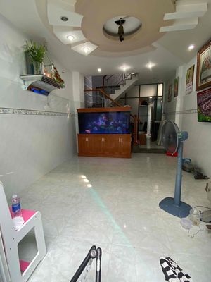 minh còn trống 1 phong giá thuê 3tr5