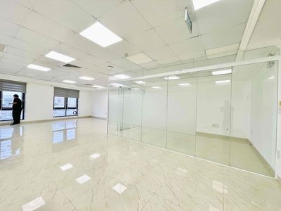 LÁNG HẠ - ĐỐNG ĐA CHO THUÊ VĂN PHÒNG 110M GIÁ CỰC RẺ CHỈ 18TR ĐẸP KENG