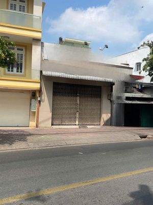 NHÀ CHO THUÊ MẶT TIỀN ĐƯỜNG TÂN HOÀ ĐÔNG 5X30M NỞ HẬU 9M CẤP 4 TRỐNG