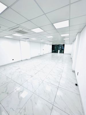 Cho thuê mặt bằng văn phòng tầng 3, ngõ ô tô tránh, có hầm - 15tr/ sàn