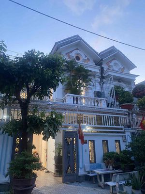 BIỆT THỰ FULL NỘI THẤT HÀ HUY GIÁP GARA XE HƠI