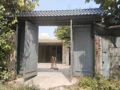 Nhà vườn sân rộng rãi, 8*20m 2pn gần ngã ba giồng. hẽm đường xtt12