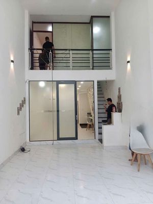 Cần cho thuê nhà P TTN Q12.DT 4*16 .1 trệt 1 lửng 2 PN 2WS.Hẻm xe hơi