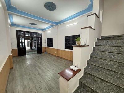 Nhà Rộng Đẹp 1 Trệt 2 Lầu ĐHT 02